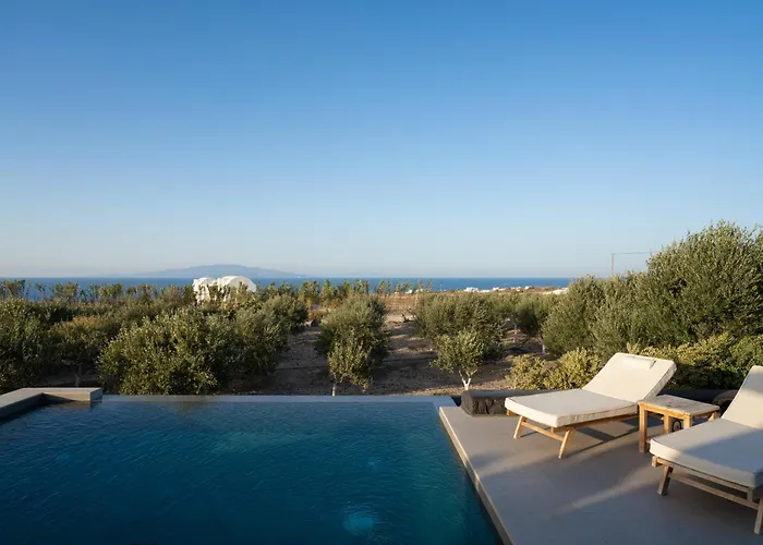 Saint John Oia-Exclusive Private Heated Pool Villas